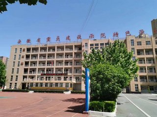 校園風(fēng)光——實(shí)訓(xùn)樓