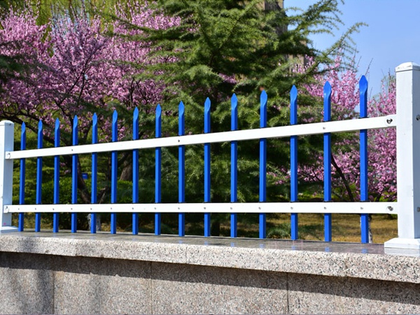 公園草坪護(hù)欄