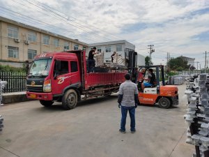 金用護(hù)欄2020年7月22日鋁合金百葉窗發(fā)貨！