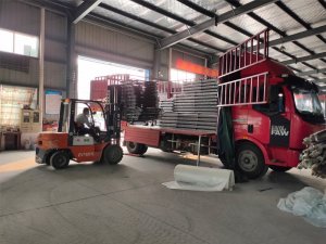 金用護(hù)欄2020年9月1日鋁合金玻璃護(hù)欄發(fā)貨！