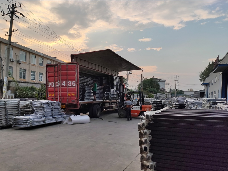 金用護(hù)欄2020年9月9日鋅鋼陽臺護(hù)欄發(fā)貨！