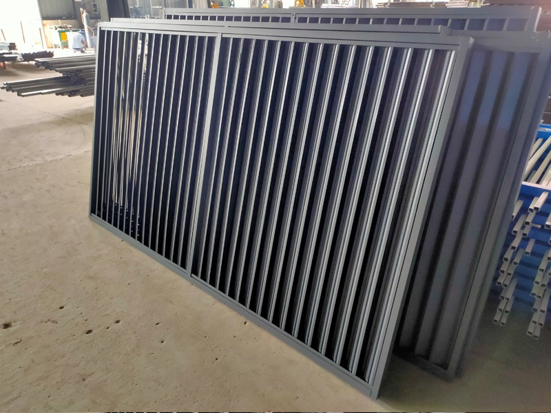 小區(qū)鋁合金百葉窗