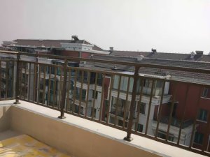 鋅鋼陽(yáng)臺(tái)護(hù)欄應(yīng)用范圍