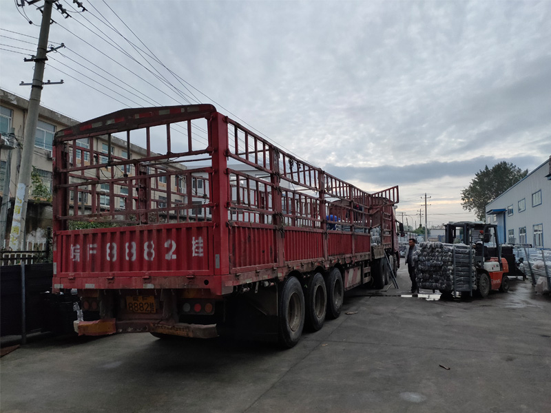 金用護(hù)欄2020年10月16日鋅鋼陽(yáng)臺(tái)護(hù)欄發(fā)貨！