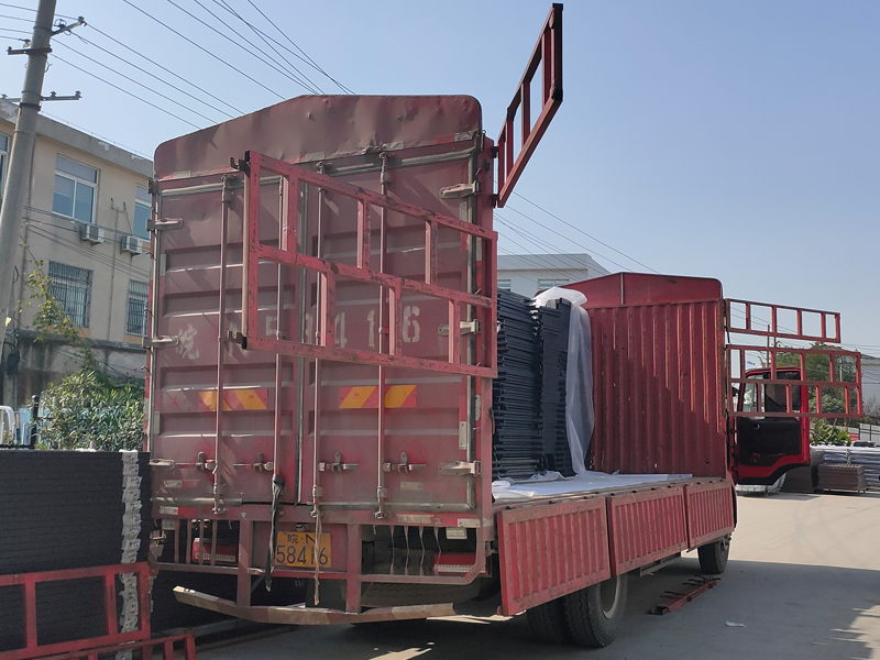 金用護欄2020年10月23日飄窗護欄發(fā)貨！