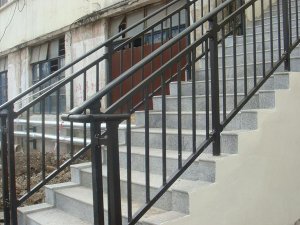 樓梯扶手提前多少天開始定制比較合適？