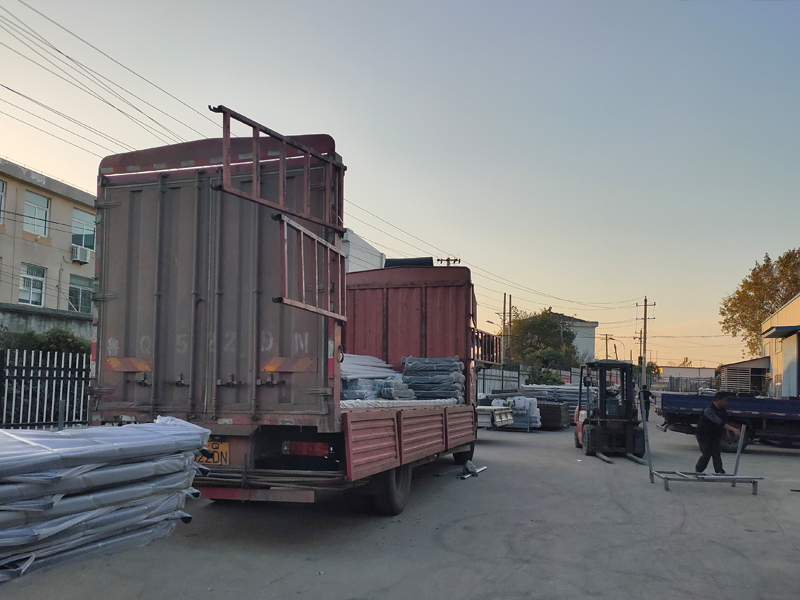 金用護欄2020年11月5日鋅鋼陽臺護欄發(fā)貨！