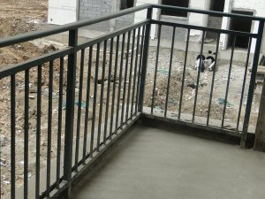 鋅鋼護(hù)欄定制需要注意什么？