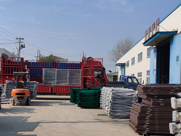 金用護(hù)欄2020年11月29日鋅鋼陽臺(tái)護(hù)欄發(fā)貨！