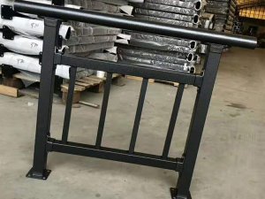 鋅鋼護(hù)欄怎么定制？