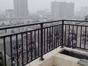 影響最大鋅鋼護欄價格三大因素！