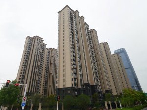 合肥安糧云水居小區(qū)空調護欄、樓梯扶手定制