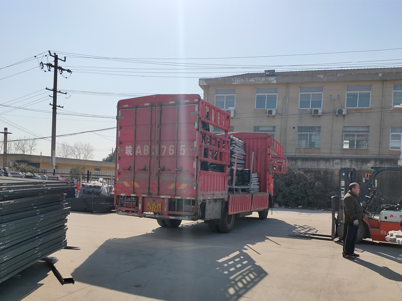 金用護欄2021年1月19日鋅鋼飄窗護欄發(fā)貨！