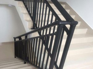 樓梯扶手如何選？