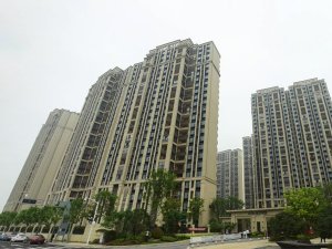 蘇州越湖家天下小區(qū)百葉窗、樓梯扶手定制