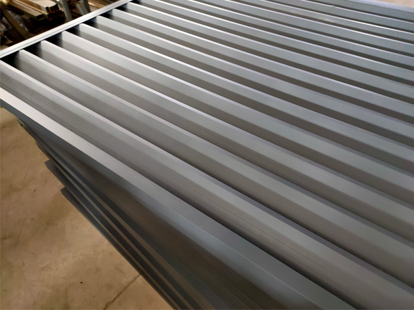 鋁合金百葉窗葉片間距多少最合適？