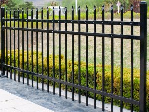 鋅鋼柵欄高度及桿件間距標(biāo)準(zhǔn)要求