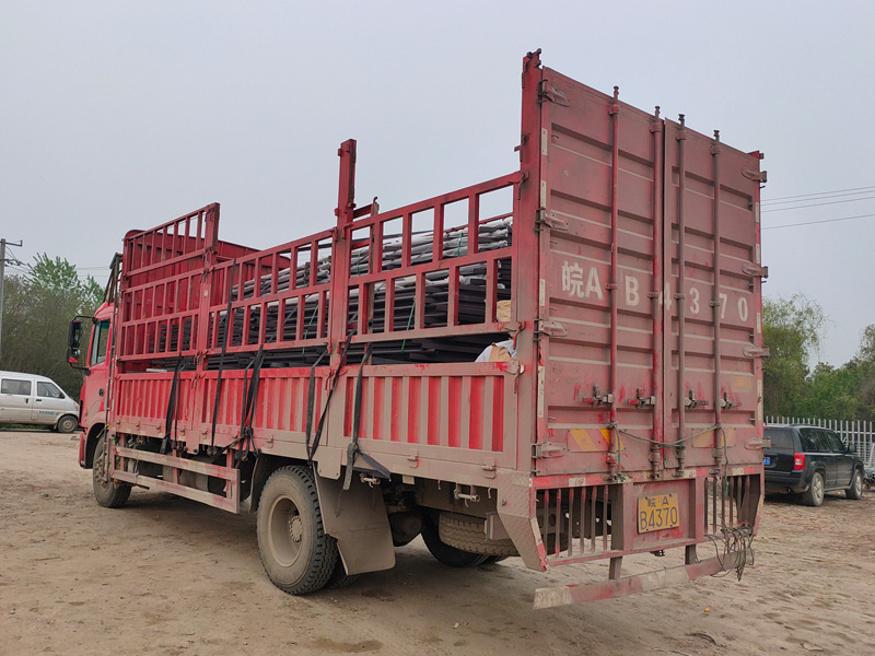 金用護(hù)欄2021年4月13日鋅鋼樓梯扶手發(fā)貨！