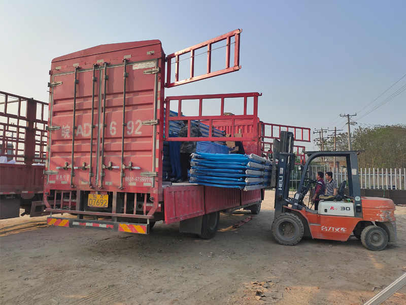 金用護(hù)欄2021年4月15日鋅鋼陽(yáng)臺(tái)護(hù)欄發(fā)貨！