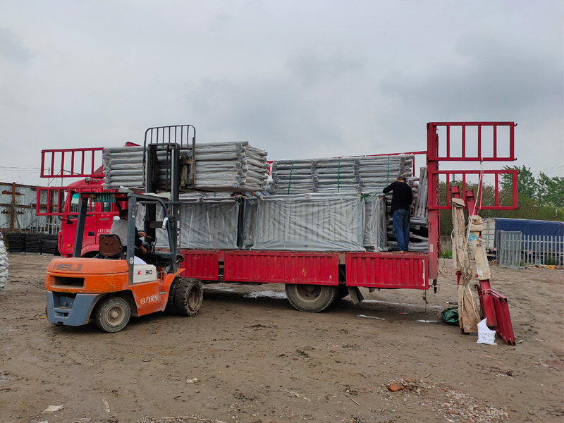 金用護(hù)欄2021年4月21日鋅鋼陽臺(tái)護(hù)欄發(fā)貨！