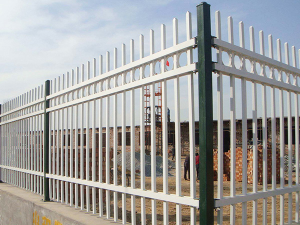 圍墻護(hù)欄采購注意事項