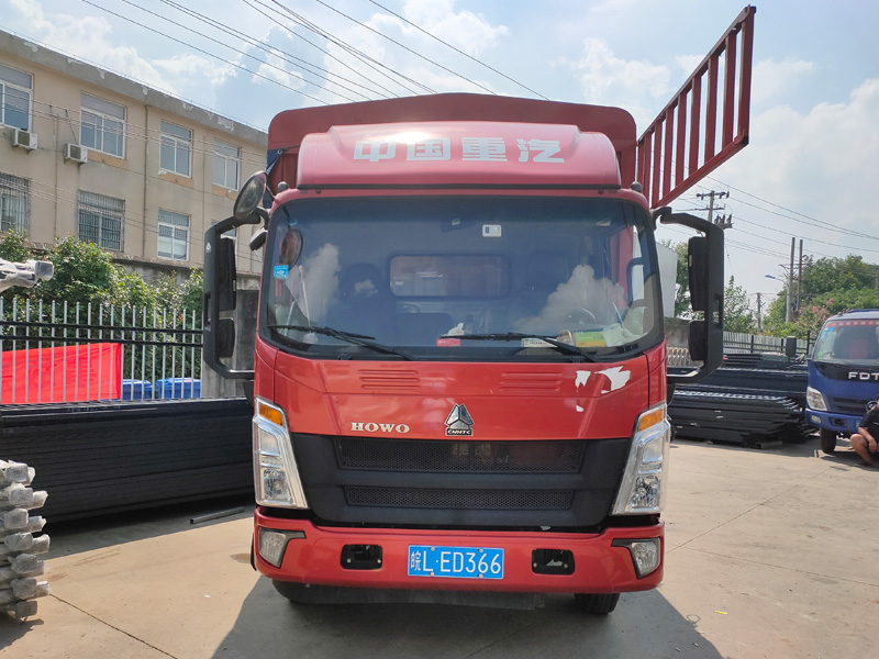 金用護(hù)欄2021年7月19日鋅鋼空調(diào)護(hù)欄發(fā)貨！