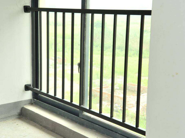 飄窗護欄材質(zhì)種類