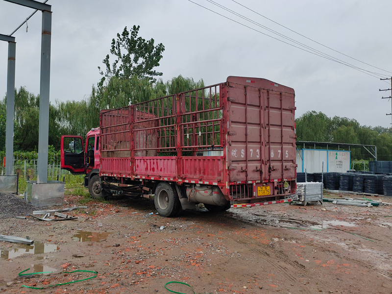 金用護(hù)欄2021年8月14日鋅鋼空調(diào)欄桿發(fā)貨！