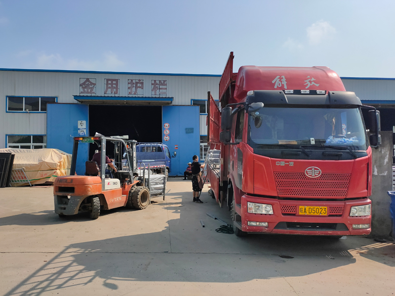 金用護(hù)欄2021年8月18日鋅鋼陽(yáng)臺(tái)欄桿發(fā)貨！