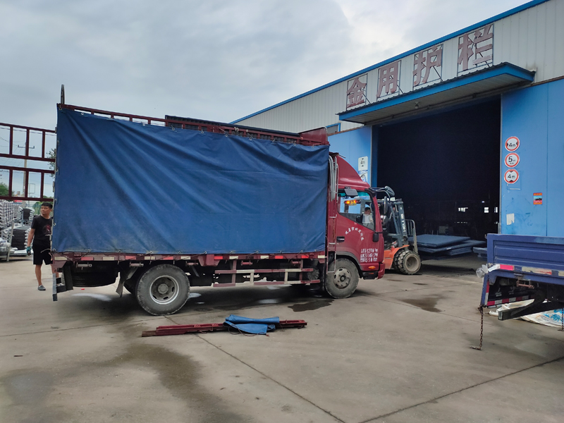 金用護欄2021年8月28日鋅鋼百葉窗發(fā)貨！