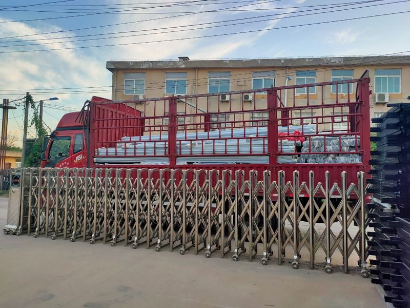 金用護(hù)欄2021年9月15日鋅鋼陽臺(tái)護(hù)欄發(fā)貨！