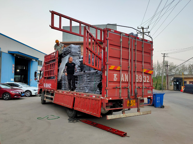 金用護欄2021年9月22日鋅鋼護窗欄桿發(fā)貨！