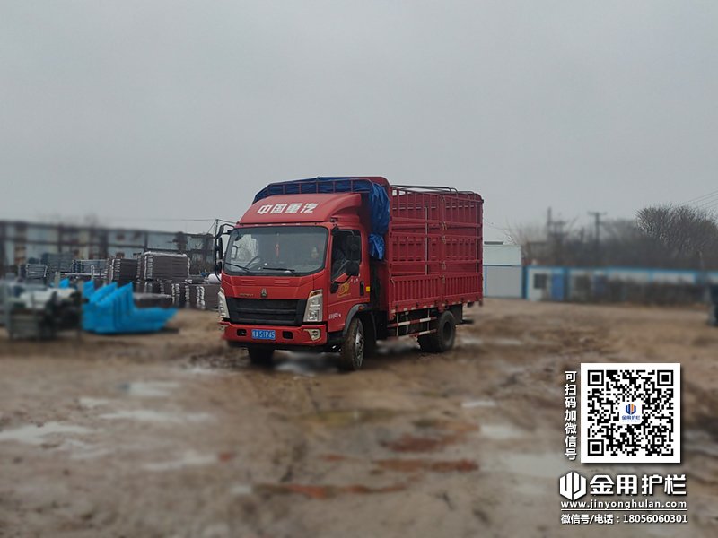 2023年12月16日鋅鋼百葉窗裝車發(fā)貨！