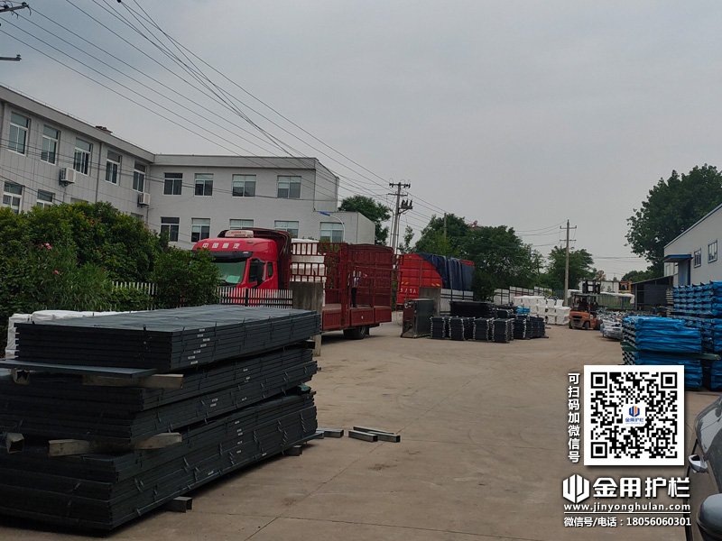 2024年6月5日鋅鋼飄窗欄桿裝車發(fā)貨！