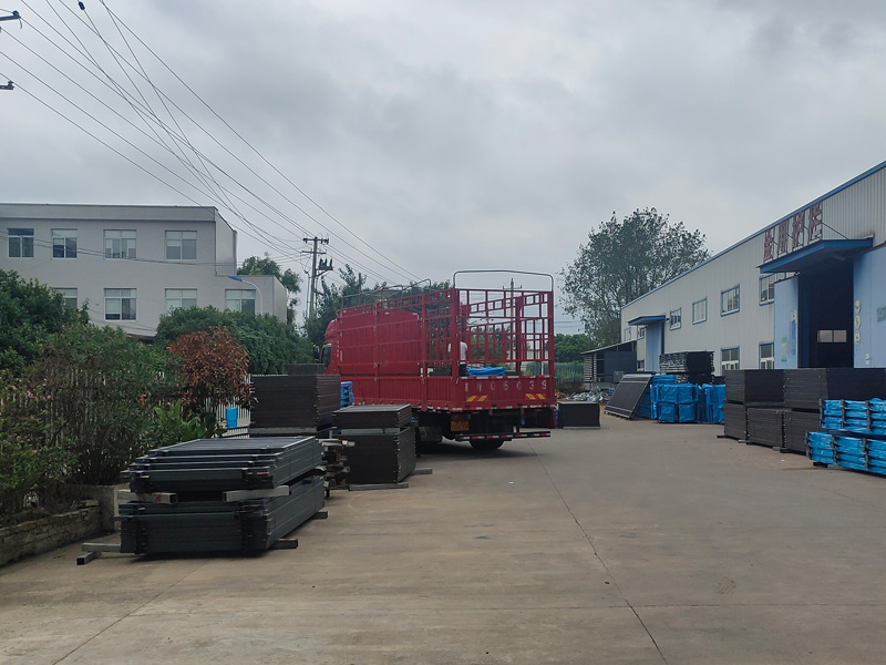 2024年9月19日鋅鋼百葉窗裝車發(fā)貨！