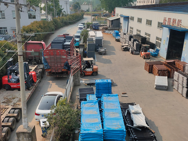 2025年4月28日鋅鋼百葉窗裝車發(fā)貨！