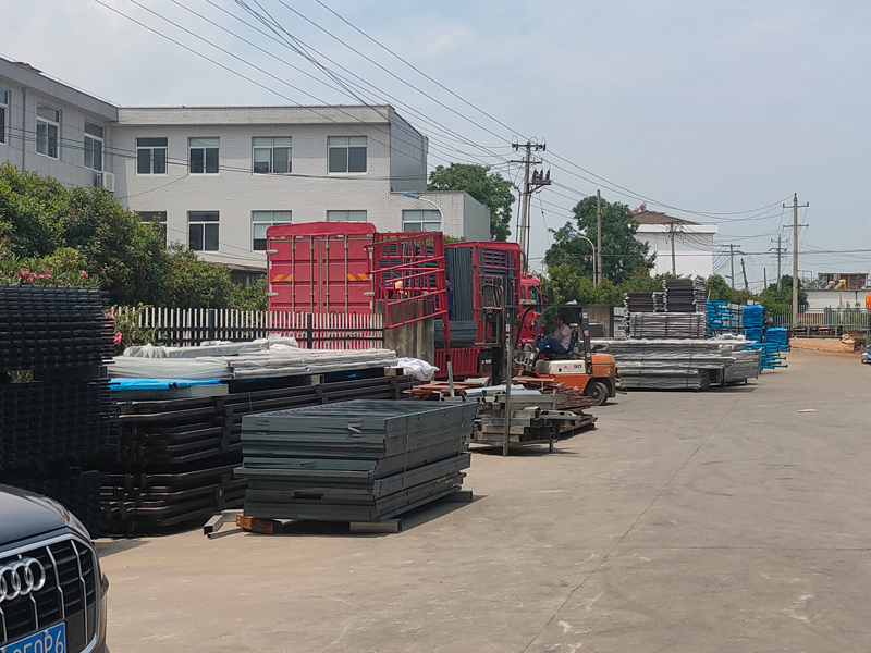 2025年5月29日鋁合金百葉窗裝車發(fā)貨！