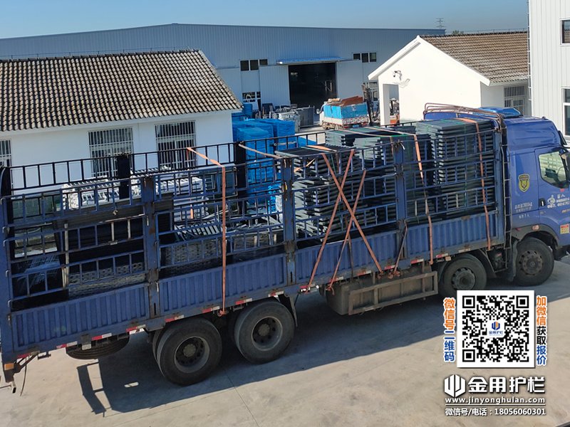 2025年8月16日鋅鋼百葉窗裝車發(fā)貨！